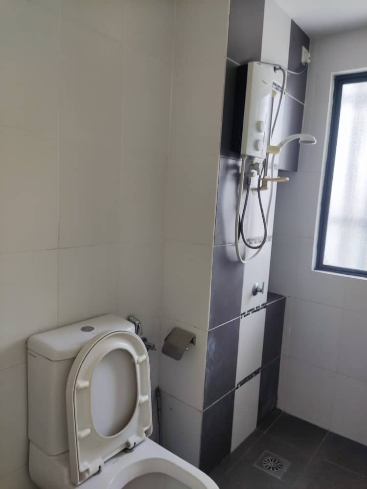 CONDOMINIUM FOR SALE - ZEVA @ EQUINE SOUTH, SERI KEMBANGAN SELANGOR