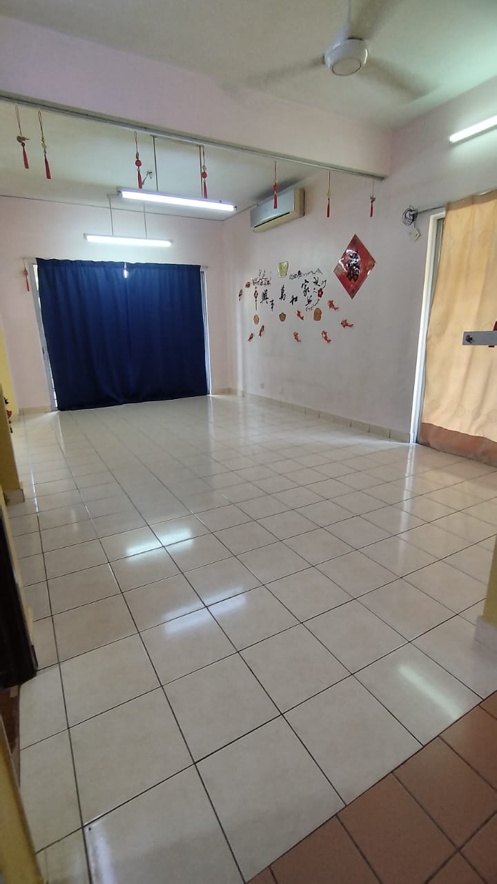 TERRACE HOUSE FOR SALE - CORNER LOT @ TAMAN PUTRA PRIMA PUCHONG SELONGAR