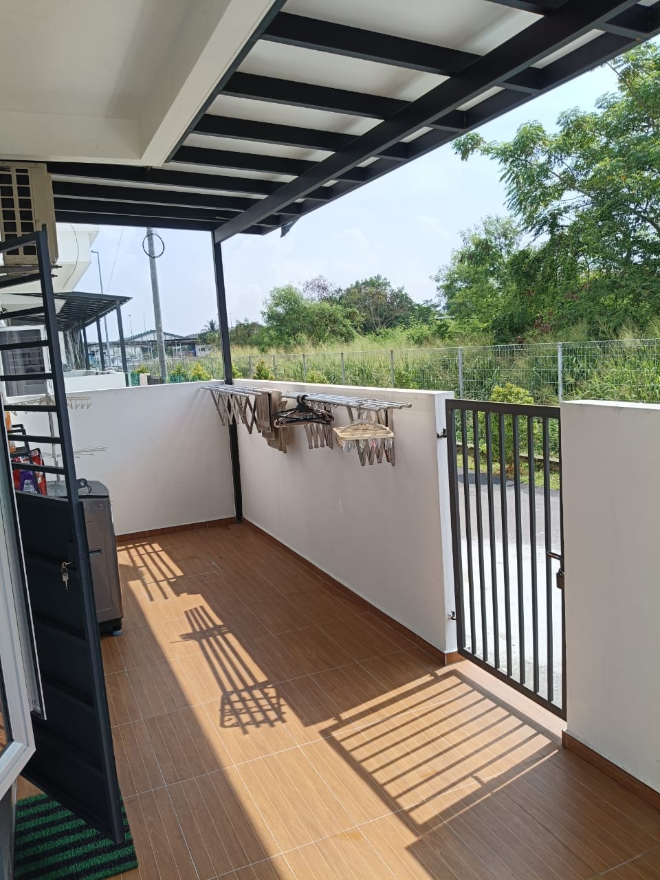 Townhouse Ground floor Untuk Dijual - Taman Pandamaran Permai @ Port Klang