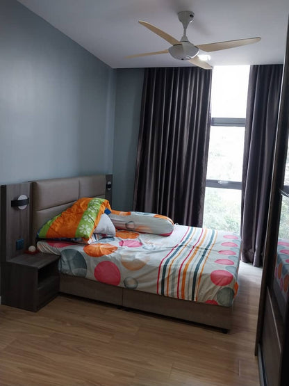 CONDOMINIUM FOR SALE – LAKEFRONT RESIDENCE CYBERJAYA