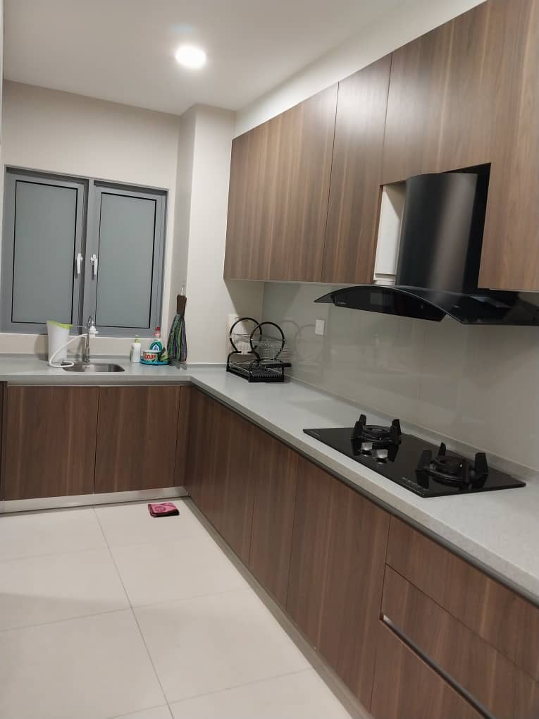 CONDOMINIUM FOR SALE – LAKEFRONT RESIDENCE CYBERJAYA
