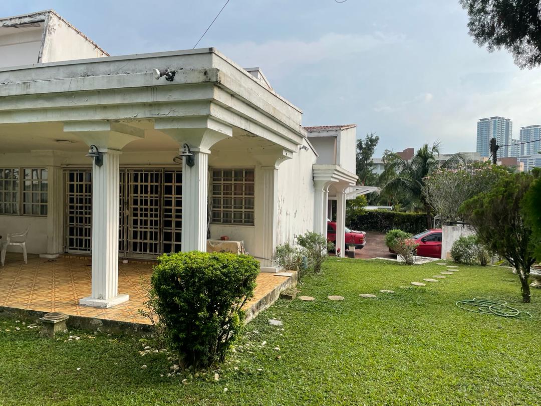 Bungalow For Sale  - Section 16 @ Petaling Jaya