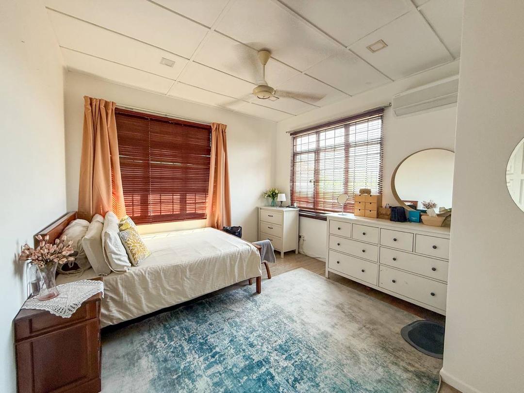 TERRACE HOUSE FOR SALE - END LOT DOUBLE STOREY  TAMAN PUTRA PERDANA PUCHONG