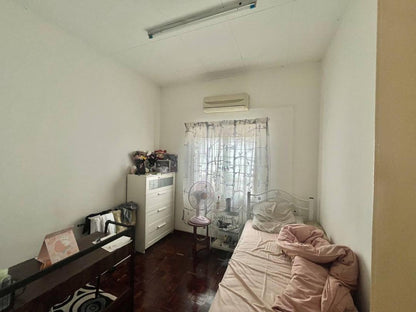 TERRACE HOUSE FOR SALE - 2 STOREY INTERMEDIATE LESTARI PERDANA SERI KEMBANGAN [FACING PLAYGROUND]