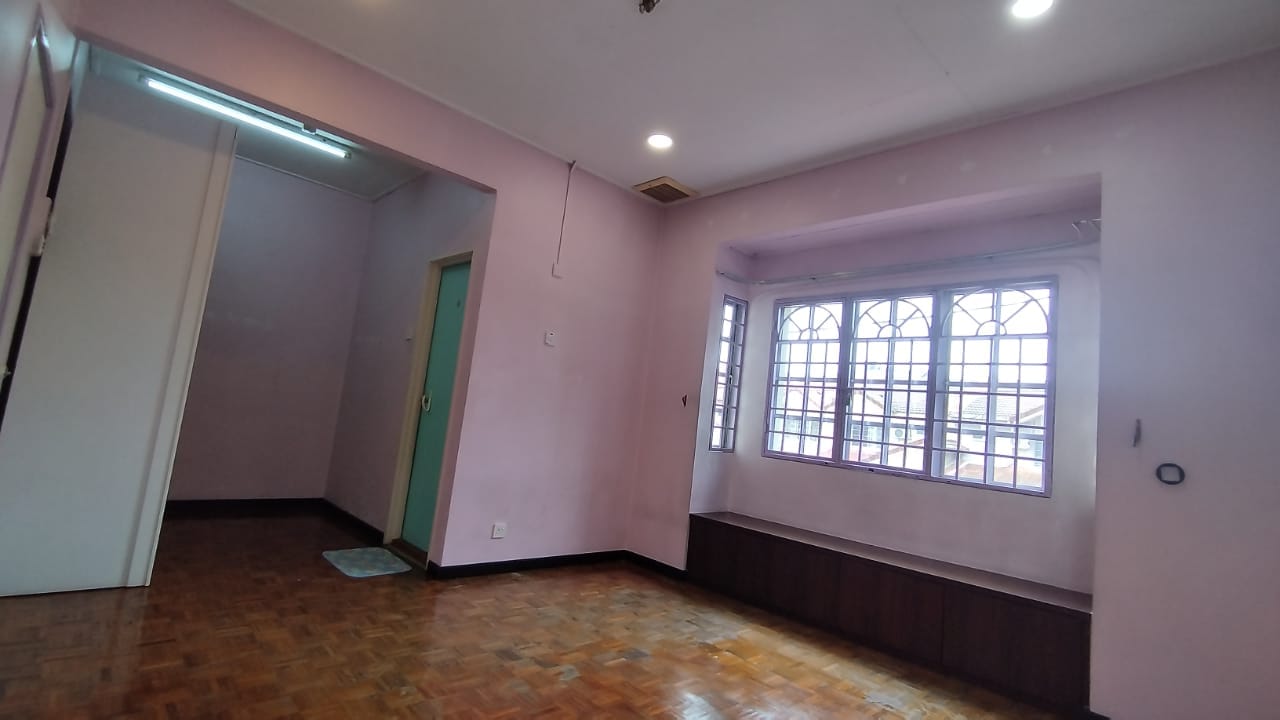 TERRACE HOUSE FOR SALE - CORNER LOT @ TAMAN PUTRA PRIMA PUCHONG SELONGAR