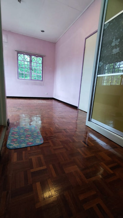 TERRACE HOUSE FOR SALE - CORNER LOT @ TAMAN PUTRA PRIMA PUCHONG SELONGAR