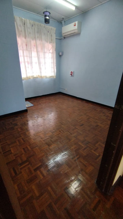 TERRACE HOUSE FOR SALE - CORNER LOT @ TAMAN PUTRA PRIMA PUCHONG SELONGAR