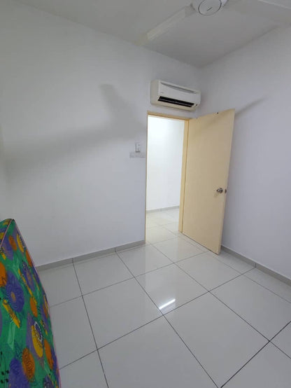 CONDOMINIUM FOR SALE - ZEVA @ EQUINE SOUTH, SERI KEMBANGAN SELANGOR