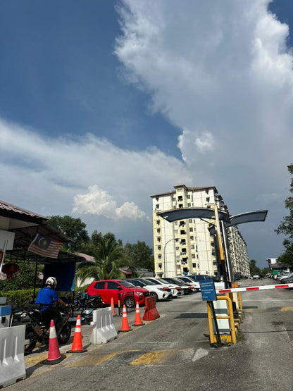 APARTMENT FOR RENT - BAIDURI COURTS (BUKIT PUCHONG) PUCHONG, SELANGOR