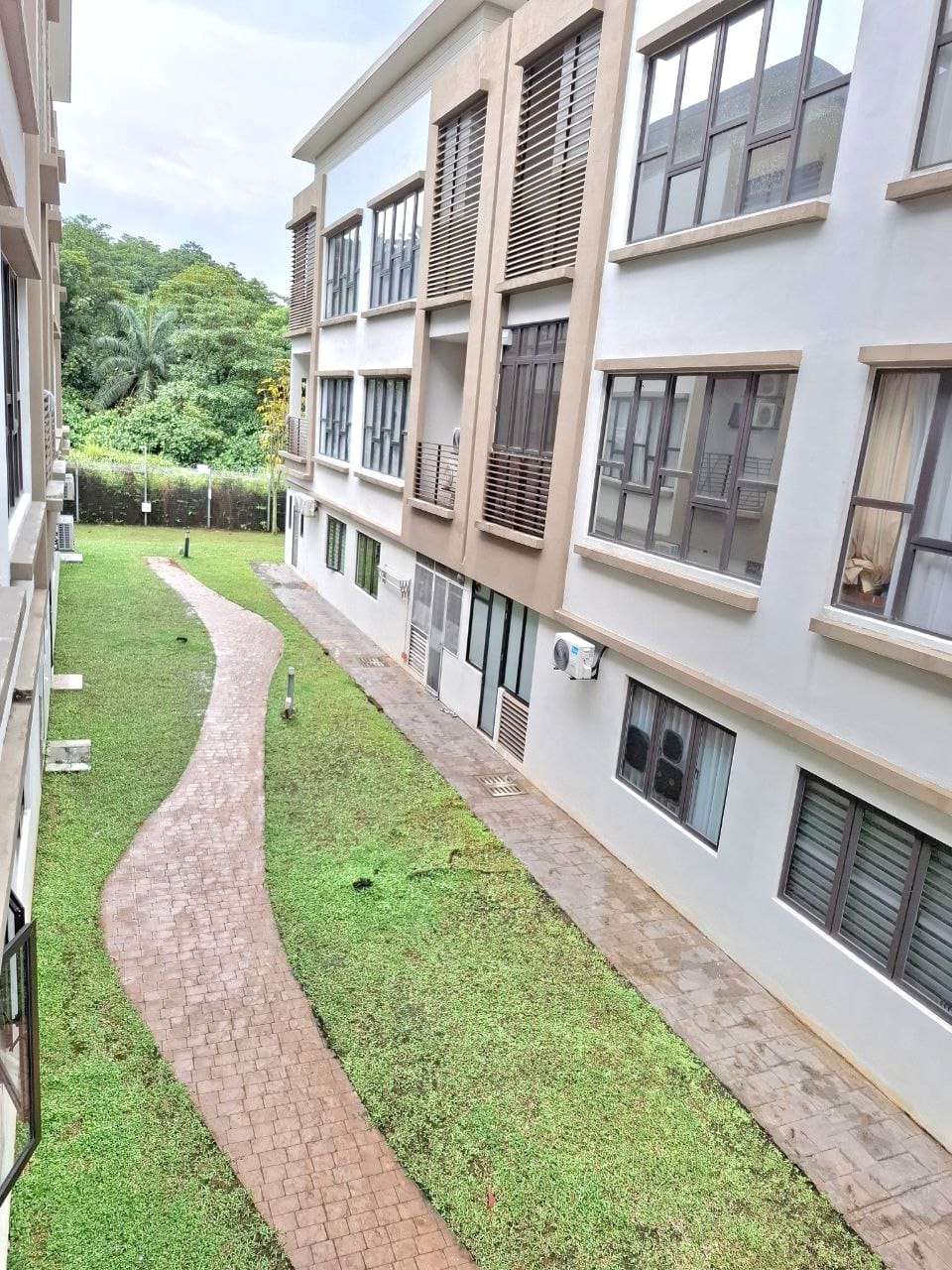 TOWNHOUSE FOR RENT - INTERMEDIATE N'DIRA @ 16 SIERRA, PUCHONG [3 STOREY TOWNHOUSE]
