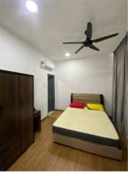 CONDOMINIUM FOR SALE - SANDERLING, LAKEFRONT CYBERJAYA, SELANGOR