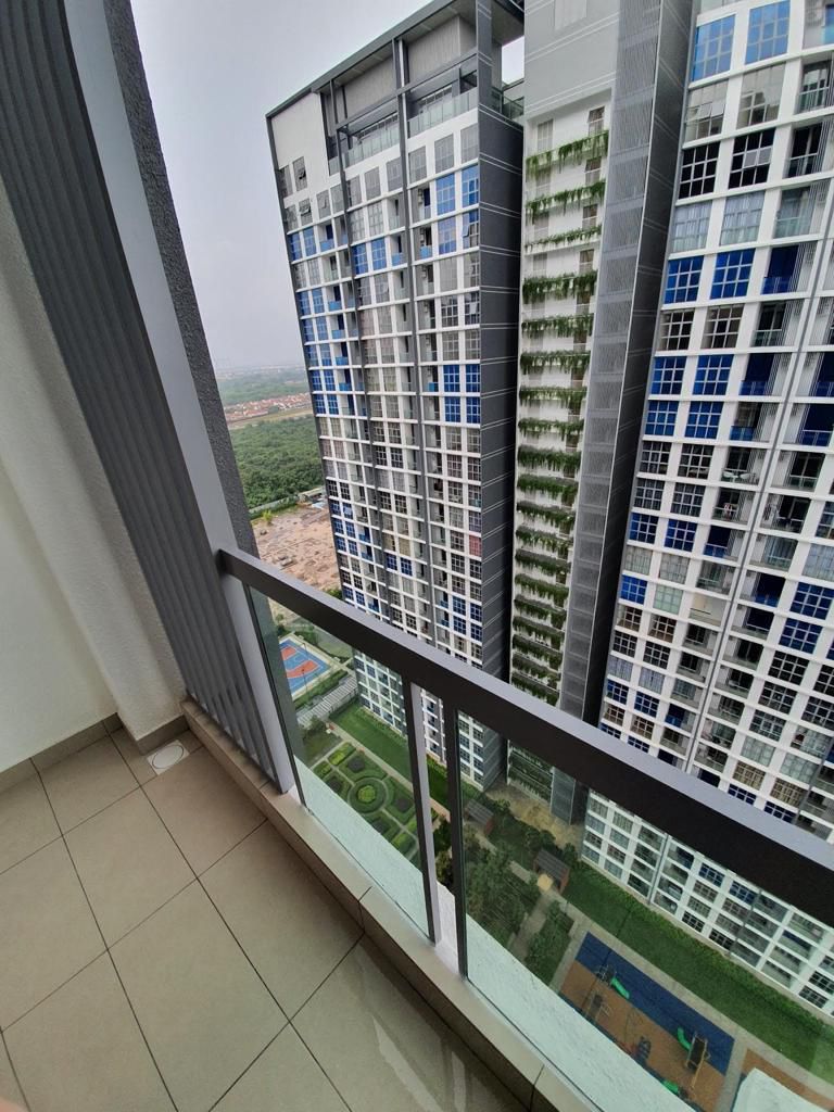 CONDOMINIUM FOR SALE - LAKEFRONT RESIDENCE, CYBERJAYA, SELANGOR