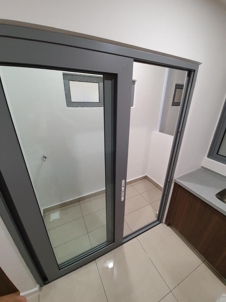 CONDOMINIUM FOR SALE - LAKEFRONT RESIDENCE, CYBERJAYA, SELANGOR