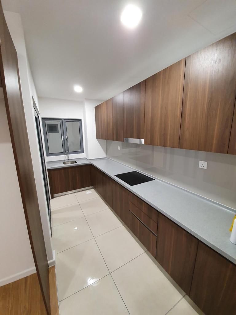CONDOMINIUM FOR SALE - LAKEFRONT RESIDENCE, CYBERJAYA, SELANGOR