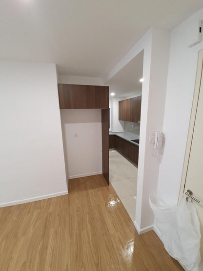 CONDOMINIUM FOR SALE - LAKEFRONT RESIDENCE, CYBERJAYA, SELANGOR