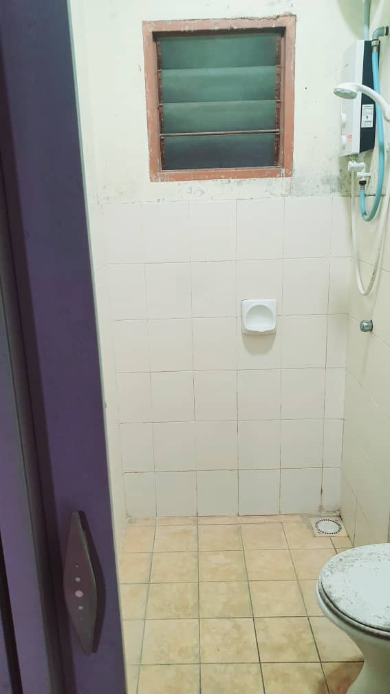 APARTMENT FOR SALE - APARTMENT VISTA IMPIANA, SERI KEMBANGAN, SELANGOR