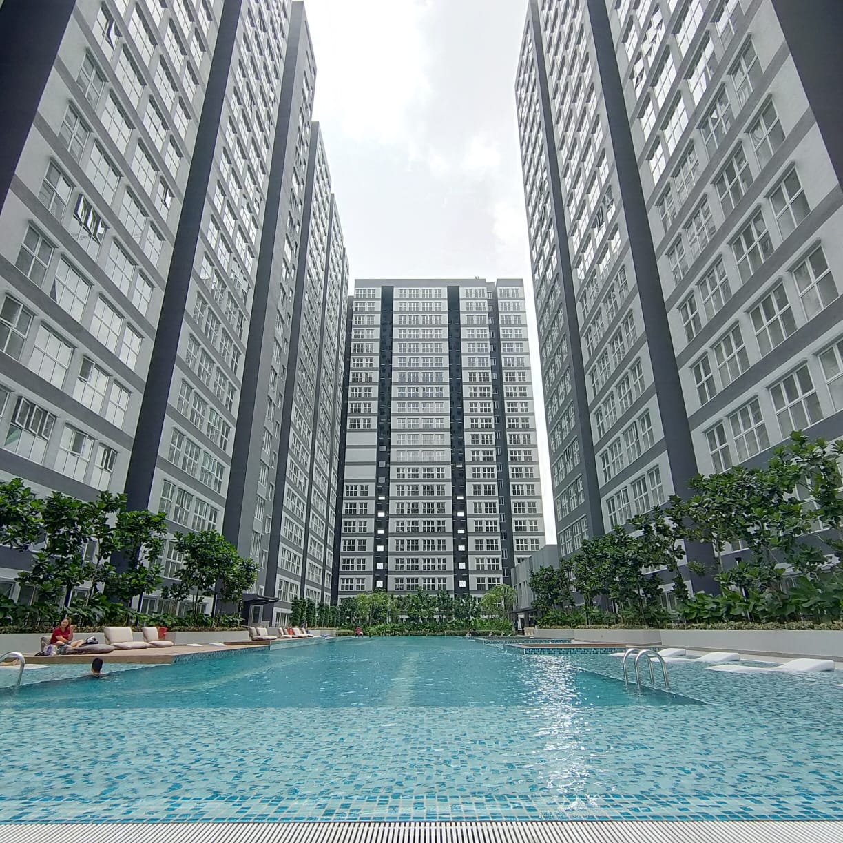 BELOW MARKET PRICE CONDO FOR SALE - COZY & SPACIOUS CONDO