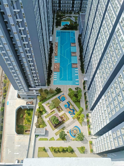 BELOW MARKET PRICE CONDO FOR SALE - COZY & SPACIOUS CONDO