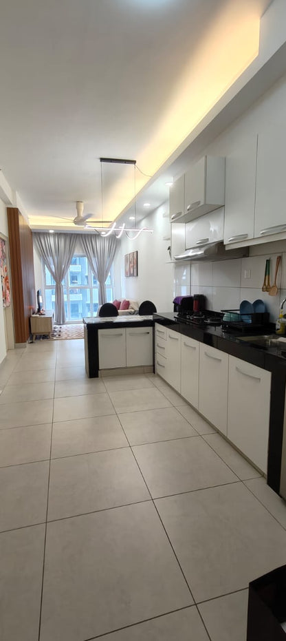 BELOW MARKET PRICE CONDO FOR SALE - COZY & SPACIOUS CONDO