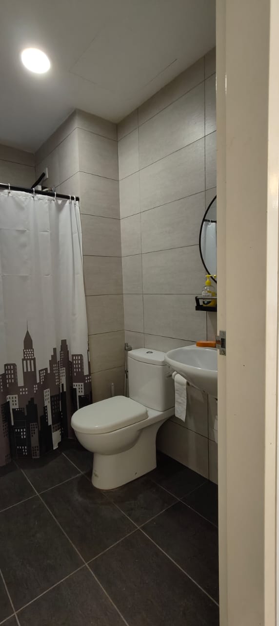 BELOW MARKET PRICE CONDO FOR SALE - COZY & SPACIOUS CONDO
