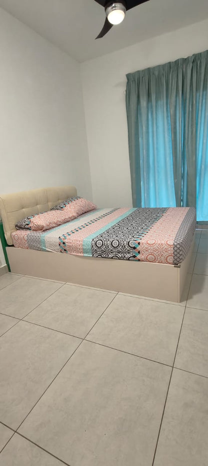 BELOW MARKET PRICE CONDO FOR SALE - COZY & SPACIOUS CONDO