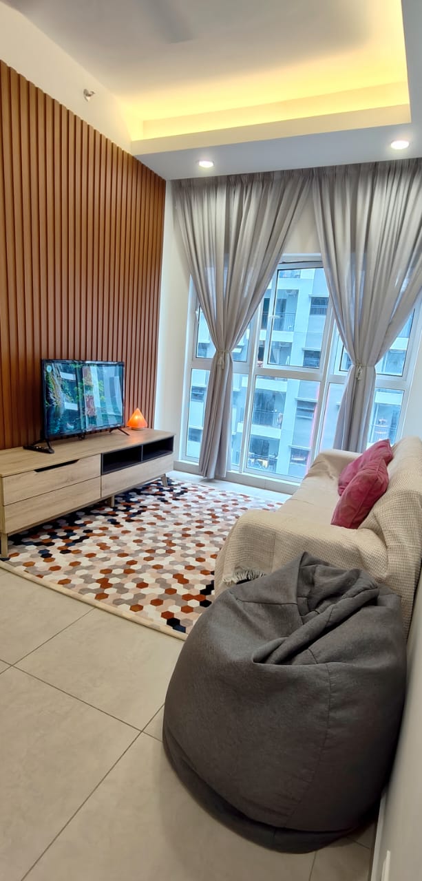BELOW MARKET PRICE CONDO FOR SALE - COZY & SPACIOUS CONDO