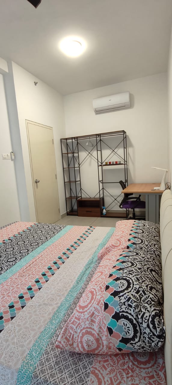 BELOW MARKET PRICE CONDO FOR SALE - COZY & SPACIOUS CONDO
