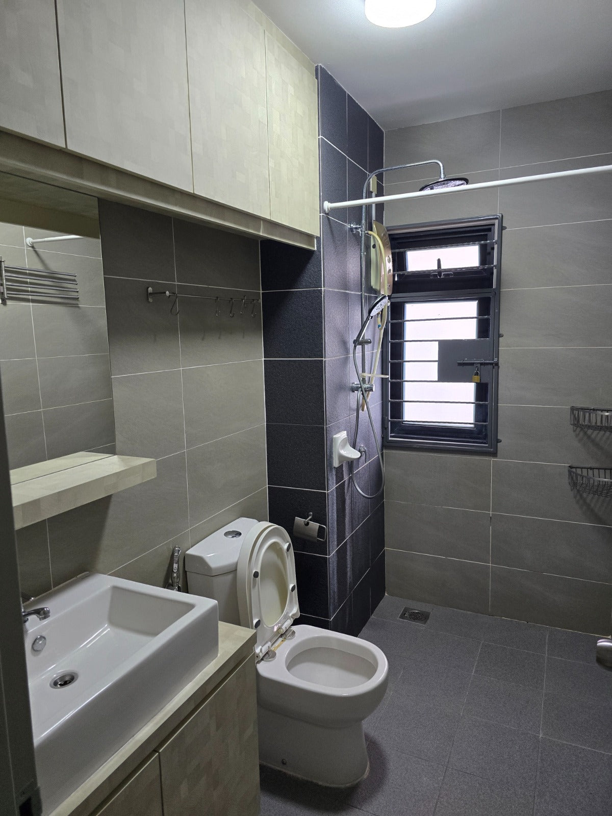 CONDOMINIUM FOR SALE - CYBERJAYA HYVE SOHO SUITES, CYBERJAYA, SELANGOR