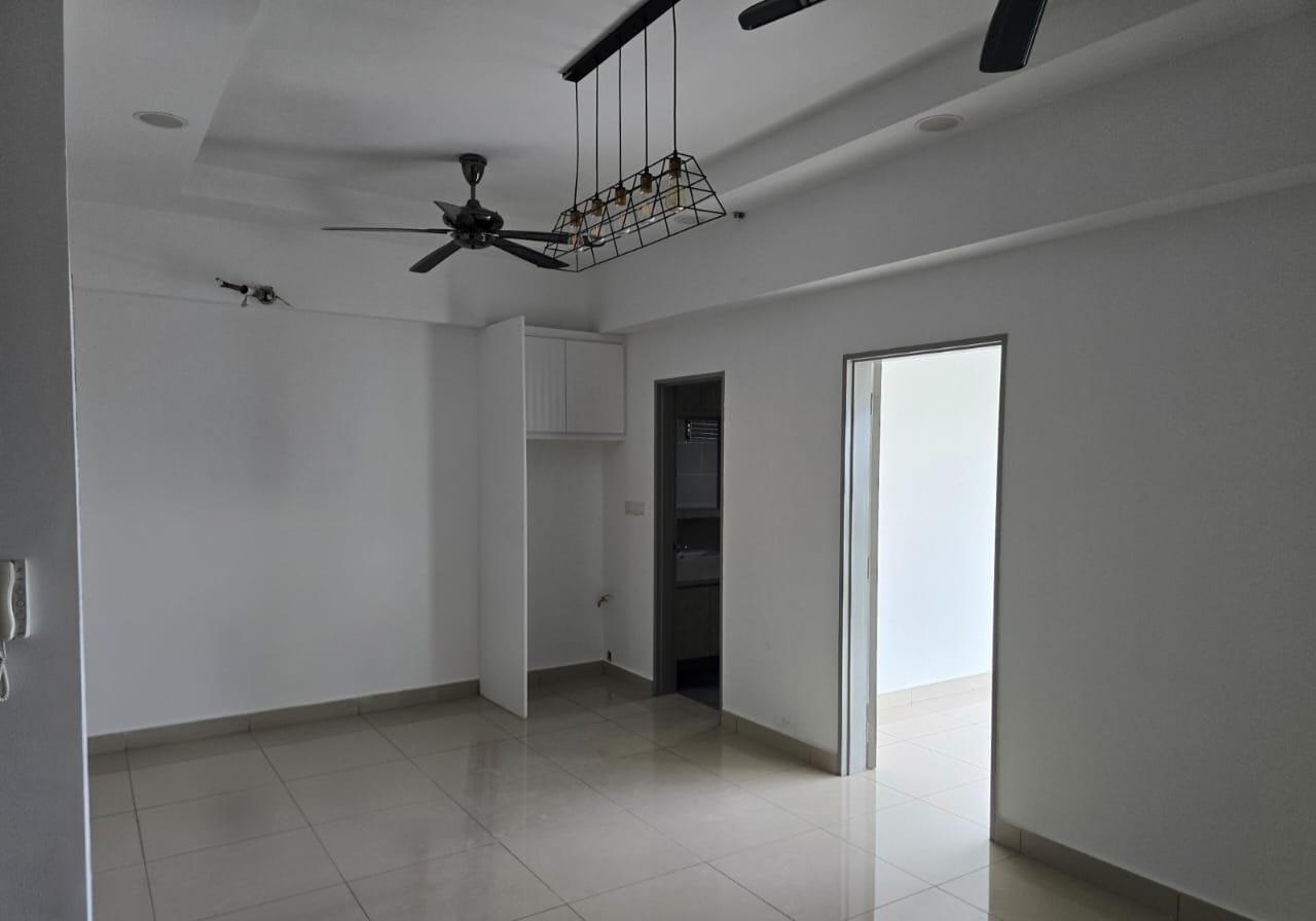 CONDOMINIUM FOR SALE - CYBERJAYA HYVE SOHO SUITES, CYBERJAYA, SELANGOR