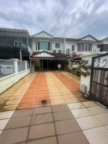 Super link House For Sale - Taman Mutiara Indah @ Puchong