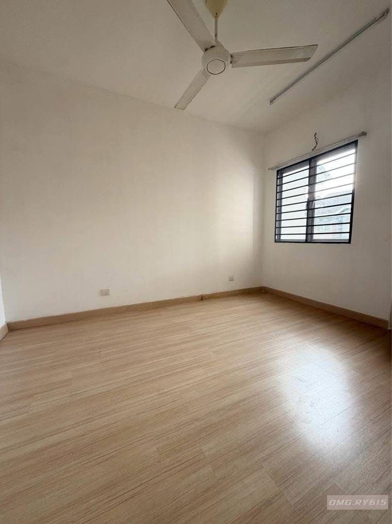 Double Storey Terrace House For Sale  - Saron @ Bandar Bukit Raja